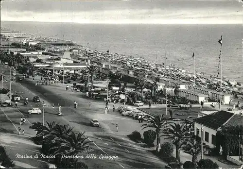 Marina di Massa Strand  / Massa /