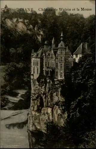 Dinant Wallonie Chateau de Walzin et la Meuse / Dinant /Province de Namur