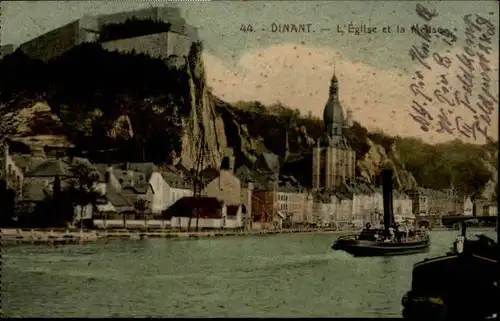 Dinant Wallonie Dinant Eglise Meuse x / Dinant /Province de Namur