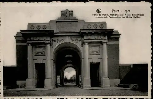 Ypres Ypern West Vlaanderen Ypres Leper Porte Menin * /  /