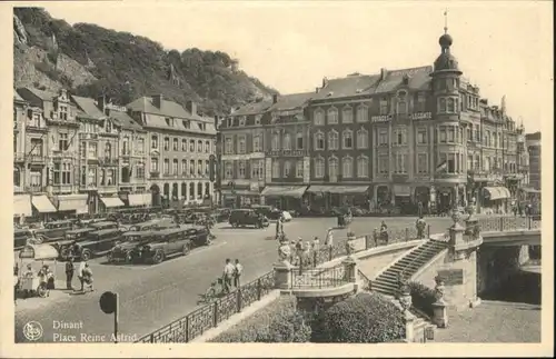 Dinant Wallonie Dinant Place Reine Astrid * / Dinant /Province de Namur