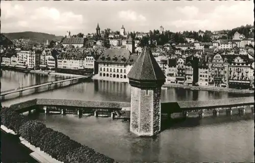 Luzern LU Luzern Kapellbruecke Wasserturm * / Luzern /Bz. Luzern City