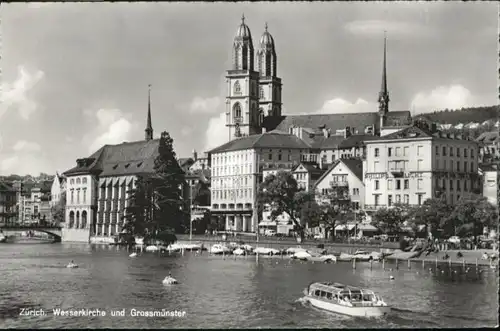 Zuerich Zuerich Wasser Kirche Grossmuenster Boot * / Zuerich /Bz. Zuerich City