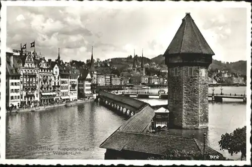 Luzern LU Luzern Kapellbruecke Wasserturm * / Luzern /Bz. Luzern City