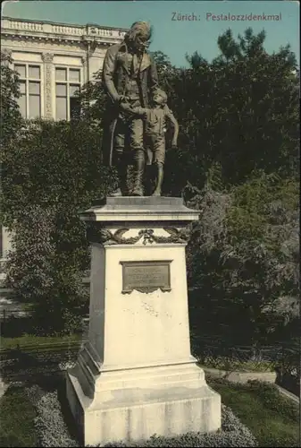 Zuerich Zuerich Pstalozzi Denkmal  x / Zuerich /Bz. Zuerich City