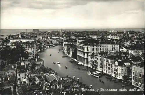 Venezia Venedig Venezia Panorama visto dall Alto Bruecke * /  /