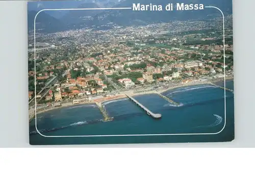 Marina di Massa Marina di Massa Fliegeraufnahme x / Massa /
