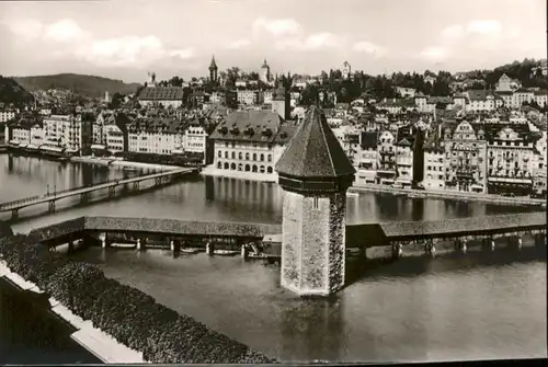 Luzern LU Luzern Kapellbruecke Wasserturm * / Luzern /Bz. Luzern City