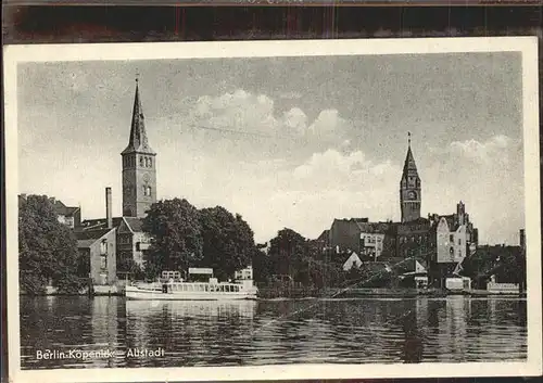 Koepenick Altstadt Kirche Boot / Berlin /Berlin Stadtkreis