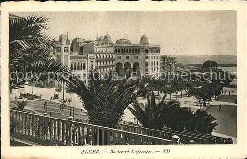 Alger Algerien Boulevard Laferriere et la Grande Poste / Algier Algerien /