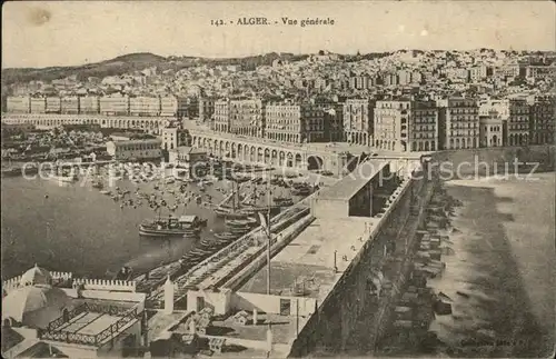 Alger Algerien Vue generale Port Bateaux / Algier Algerien /