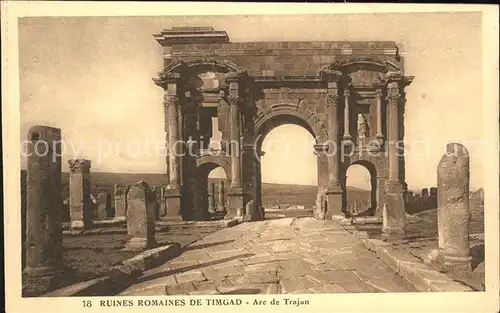 Timgad Ruines Romaines Arc de Trajan Kat. Algerien