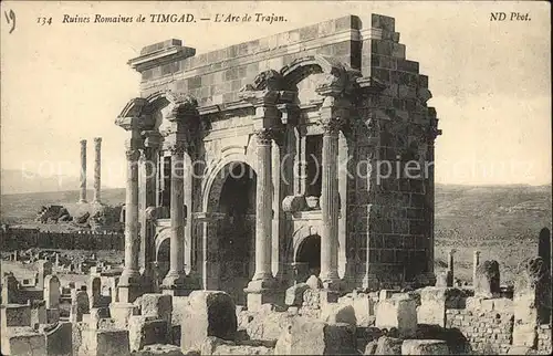 Timgad Ruines Romaines Arc de Trajan Kat. Algerien