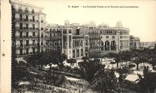 Alger Algerien La Grande Poste et Boulevard Laferriere / Algier Algerien /