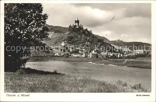 Cochem Mosel Uferpartie mit Blick zur Reichsburg Kat. Cochem