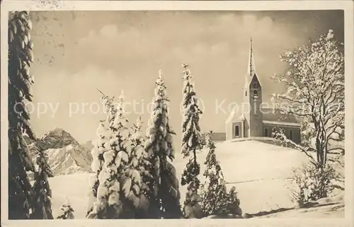 Hirschegg Kleinwalsertal Vorarlberg Kirche mit Widderstein im Schnee Kat. Mittelberg