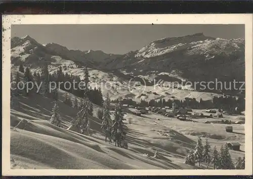 Riezlern Kleinwalsertal Vorarlberg Panorama mit Bergen im Schnee Kat. Mittelberg