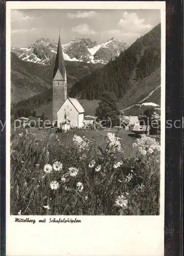 Mittelberg Kleinwalsertal Kirche mit Schafalpkoepfen Kat. Oesterreich