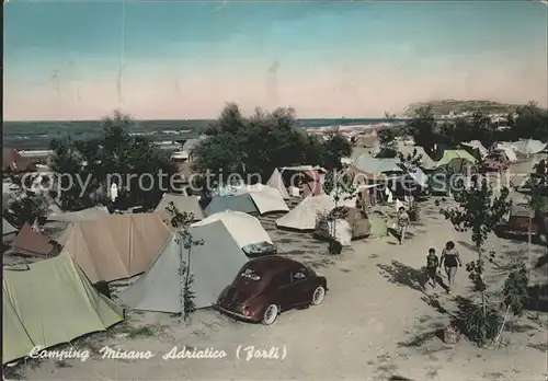 Misano Mare Camping am Strand Zelte Autos Kat. Italien