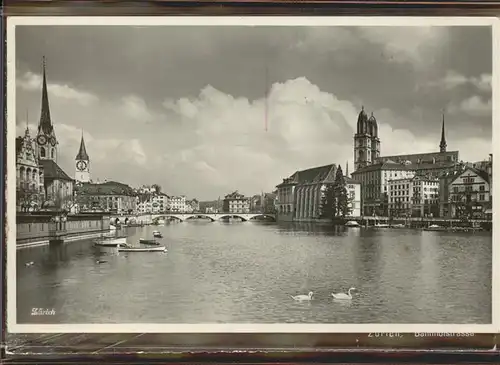 Zuerich Boote Schwaene Bruecke / Zuerich /Bz. Zuerich City