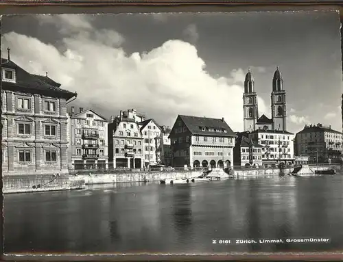 Zuerich Limmat Grossmuenster / Zuerich /Bz. Zuerich City