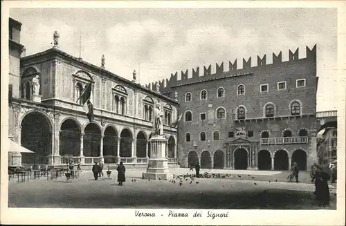 Verona Verona Piazza dei Signori Denkmal Kat. Italien