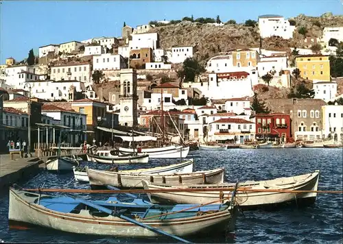 Hydra Teilansicht Hafen Fischerboot