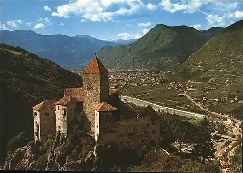 Eggental Dolomiten Schloss Karneid