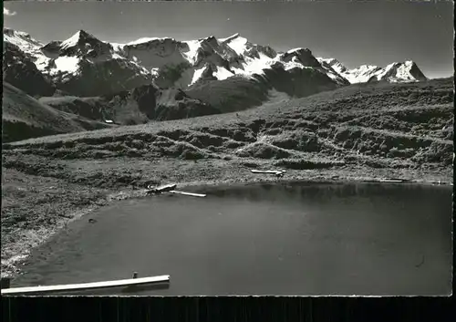 Adelboden Hahnenmoos Passhoehe mit Bergsee Kat. Adelboden