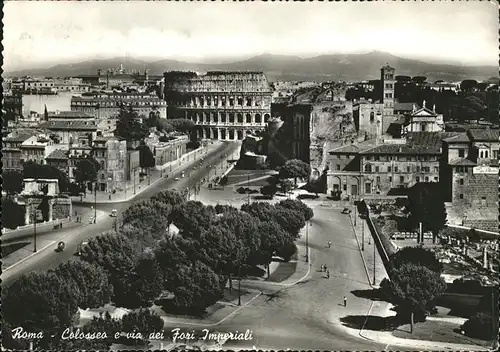 Rom Roma Colossea e via dei Fori Imperiali /  /Rom