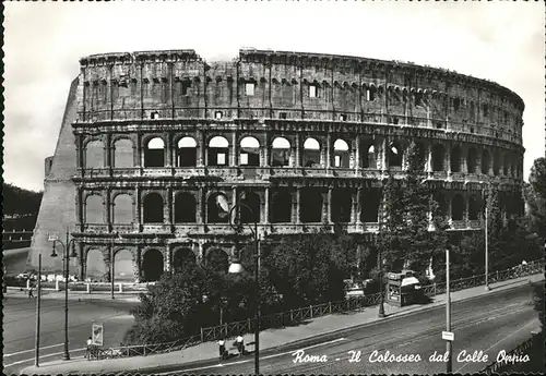 Rom Roma Il Colosseo dal Colle Oppio /  /Rom