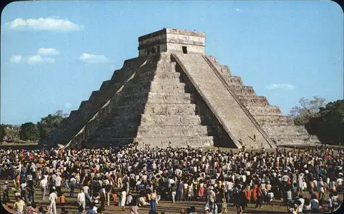 Chichen Itza Equinoccio en el Castillo Ruinen praehistorische Stadt der Maya Kat. 