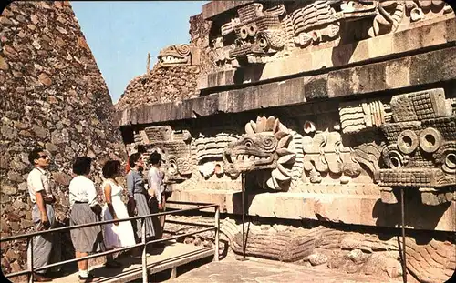 Teotihuacan Templo de Quetzalcoatl Ruinen praehistorische Stadt   Kat. Mexiko