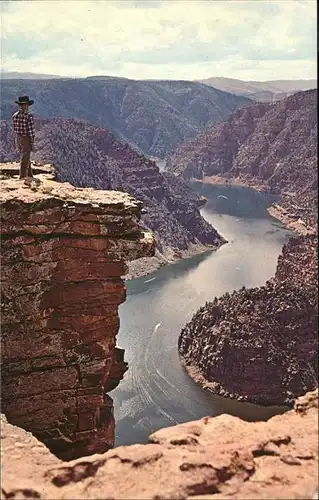 Flaming Gorge Reservoir Red Canyon Lookout Point Green River