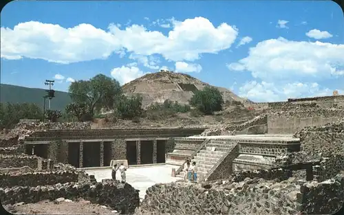 Teotihuacan Templo de las Mariposas Piramide del la Luna Pyramide Ruine praehistorische Stadt Kat. Mexiko