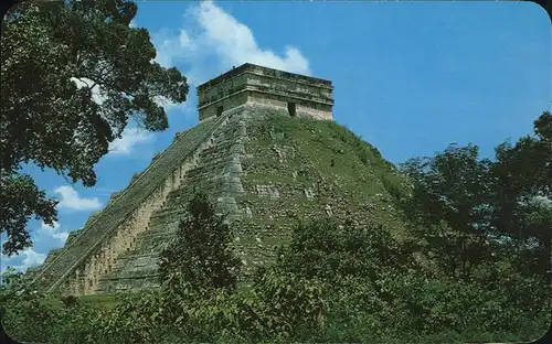 Chichen Itza El Castillo Ruinenstaette Maya Kat. 