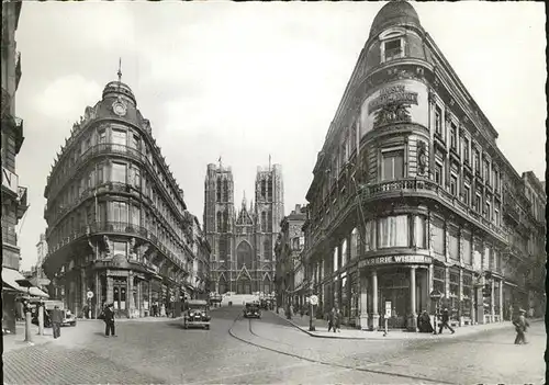 Bruessel Bruxelles La rue er l`Eglise Sainte Gudule Kat. 