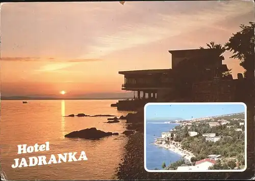 Selce Crikvenica Hotel Jadranka Sonnenuntergang am Strand Kat. Kroatien