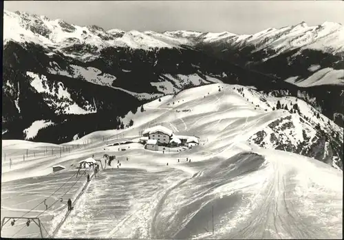 Sterzing Suedtirol Rifugio Passo del Giovo Jaufenhaus Berghaus Skigebiet Jaufenpass Alpenpanorama Kat. 