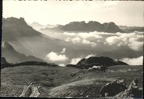 Latemar Rifugio Monte Pez Alpenpanorama Kat. Italien