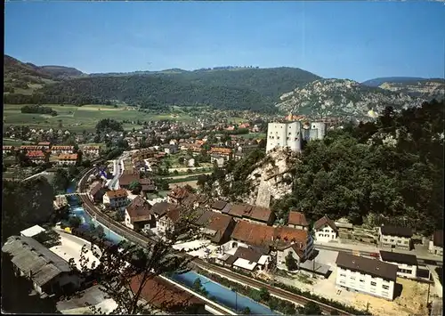 Klus Balsthal mit Schloss Alt Falkenstein Fliegeraufnahme Kat. Balsthal