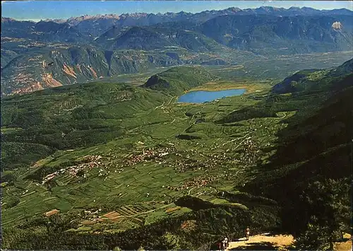 Kaltern Weinstrasse Tirol mit Kalterersee Fliegeraufnahme Kat. 