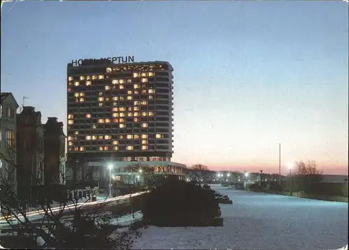 Rostock Warnemuende Hotel Neptun u.Strandpromenade bei Nacht Kat. Rostock