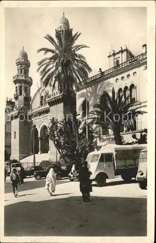 Alger Algerien La Cathedrale et le Palais du Gouverneur / Algier Algerien /