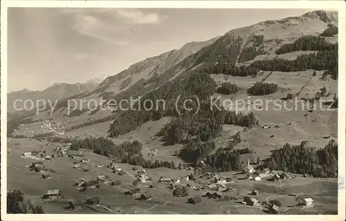 Hirschegg Kleinwalsertal Vorarlberg Gesamtansicht mit Alpenpanorama Kat. Mittelberg