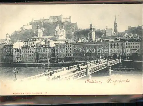 Salzburg Oesterreich Staatsbruecke Altstadt mit Festung Hohensalzburg / Salzburg /Salzburg und Umgebung