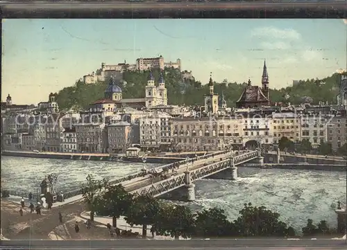 Salzburg Oesterreich Staatsbruecke Altstadt mit Festung Hohensalzburg / Salzburg /Salzburg und Umgebung