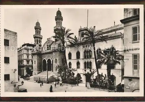 Alger Algerien Facade de la Cathedrale et le Palais du Gouverneur / Algier Algerien /