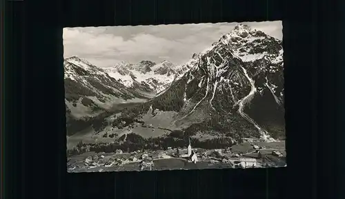 Mittelberg Kleinwalsertal Panorama mit Hochgehren Sch?sser Fiderepass Schafalpenk?pfe Elferkopf Zw?lferkopf