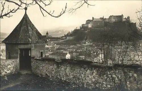 Salzburg Oesterreich Blick vom Kapuzinerberg Festung Hohensalzburg Kat. Salzburg